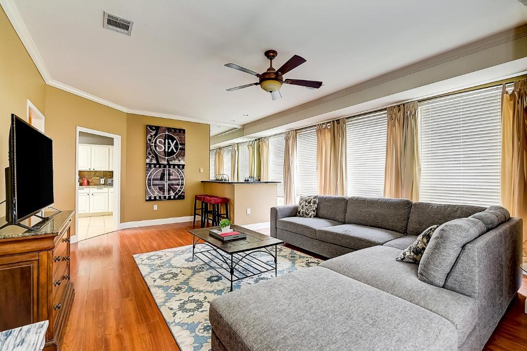 Photo of Livingroom in Rowlett