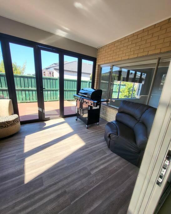 Photo of Livingroom in Greenvale