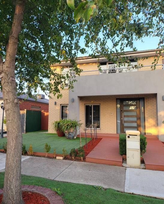 Photo of Buildings in Greenvale