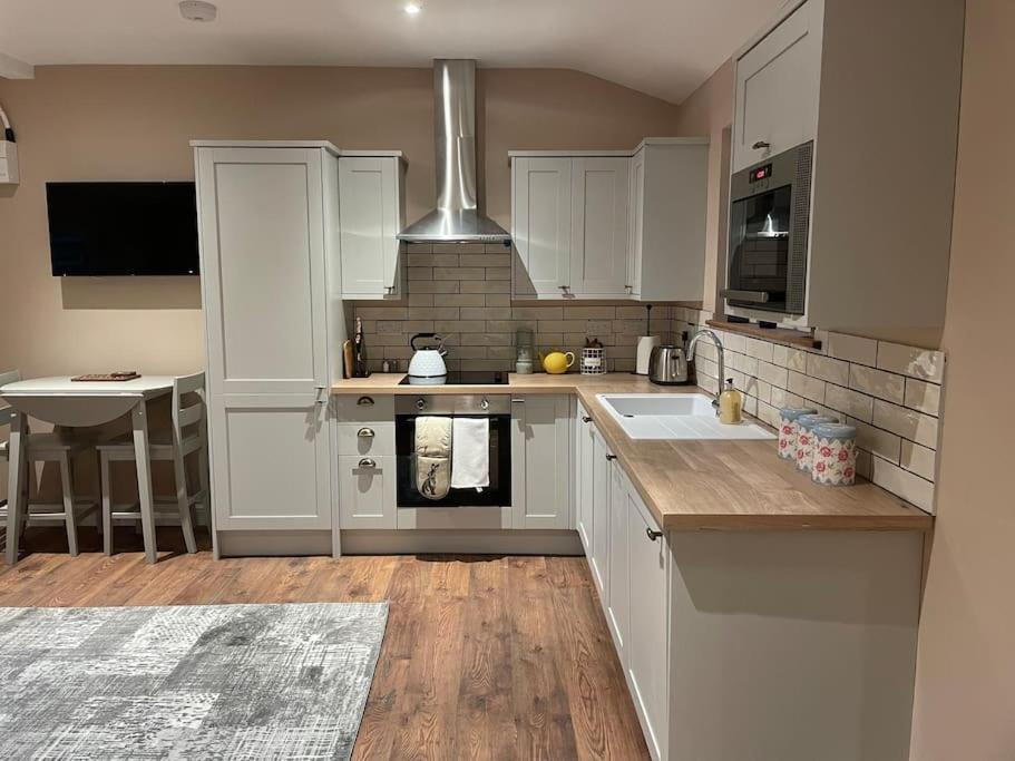 Photo of Kitchen in Billingshurst