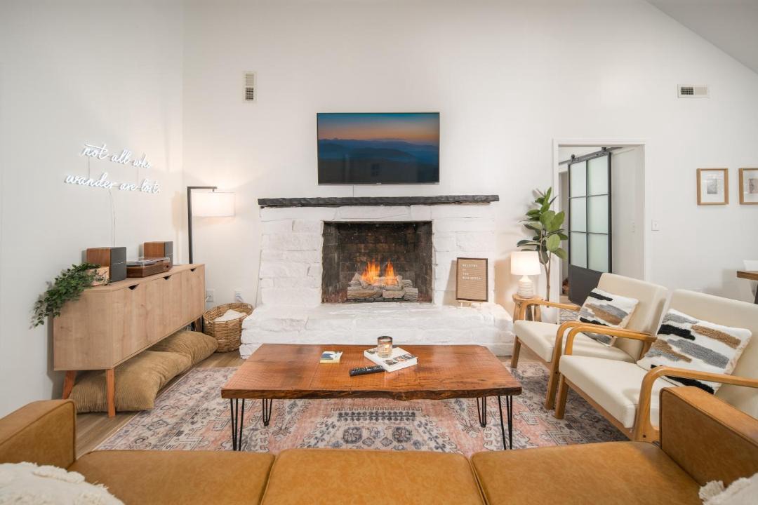 Photo of Livingroom in Boone