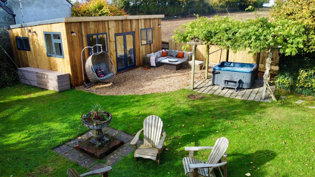 Photo of Others in Upton Cheyney