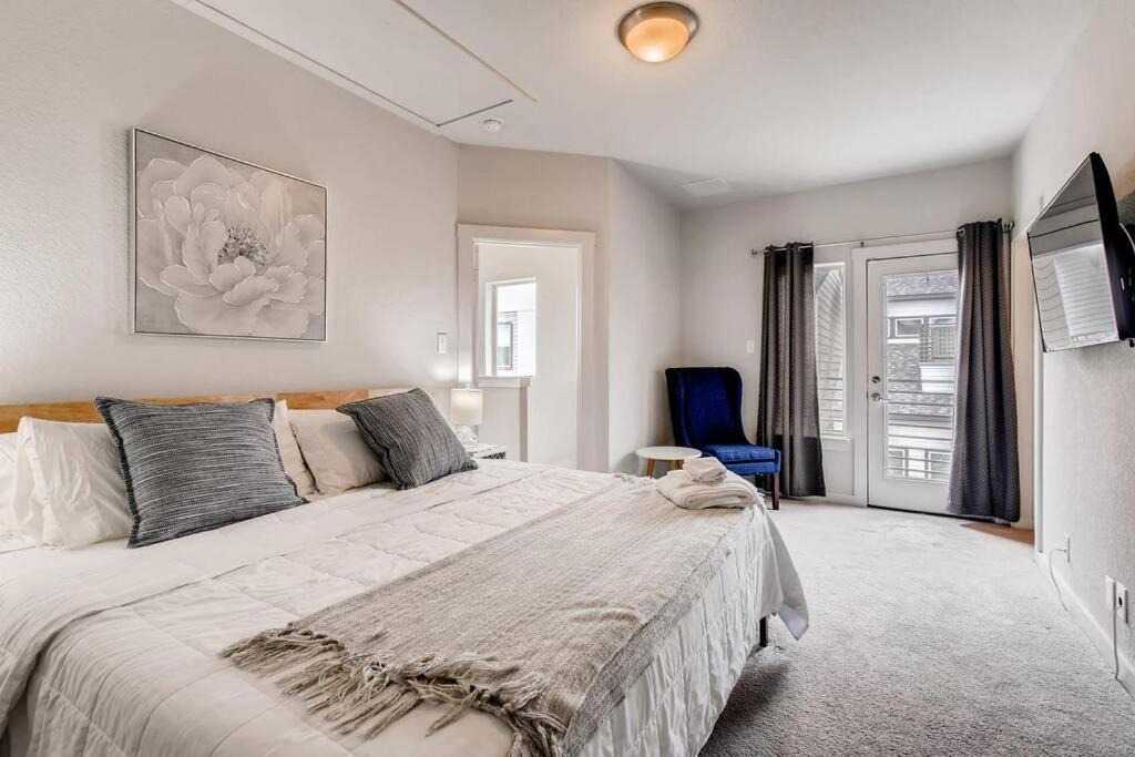 Photo of Bedroom in Tobin Hill