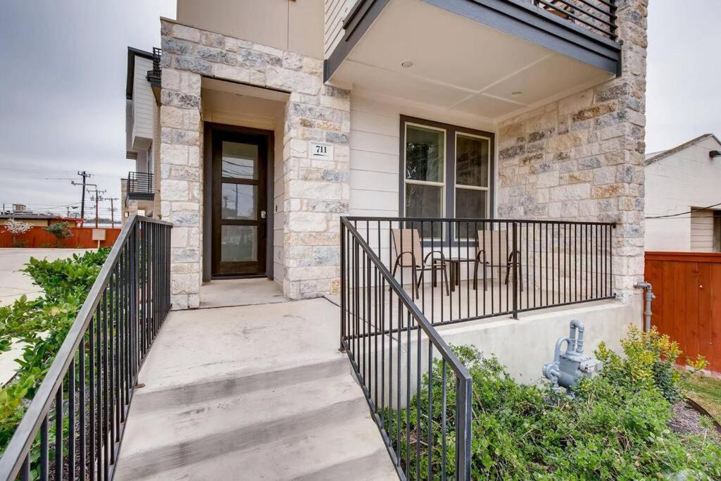 Photo of Buildings in Tobin Hill