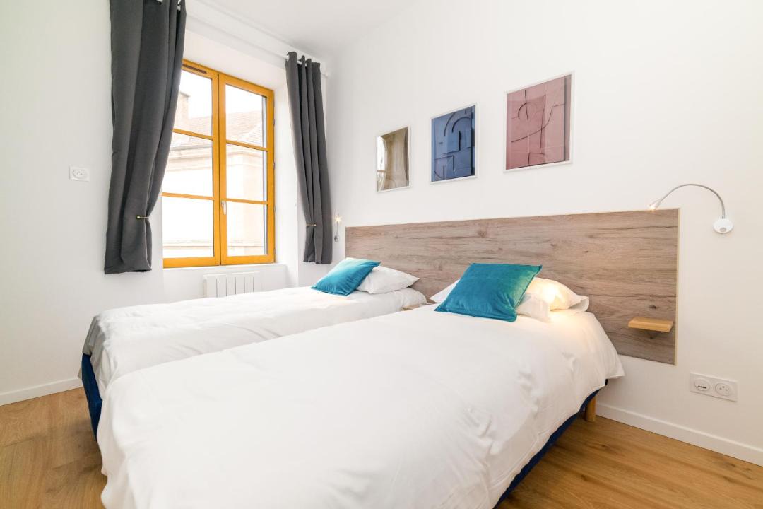 Photo of Bedroom in Tournus