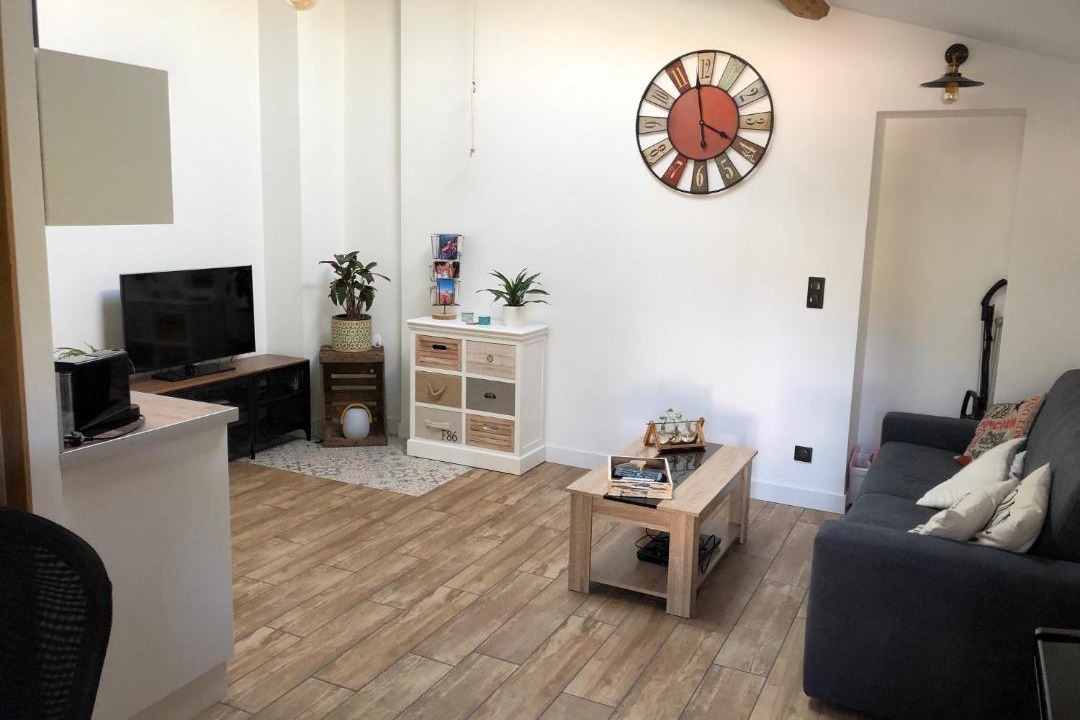 Photo of Livingroom in Reyrieux