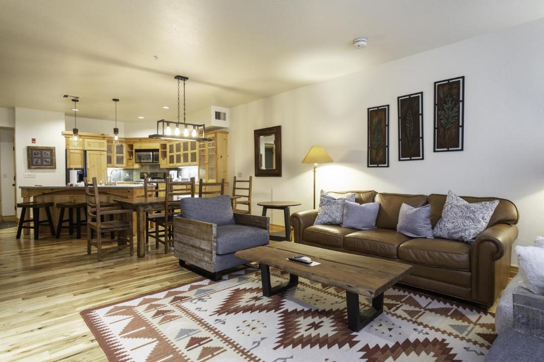 Photo of Livingroom in Deer Valley
