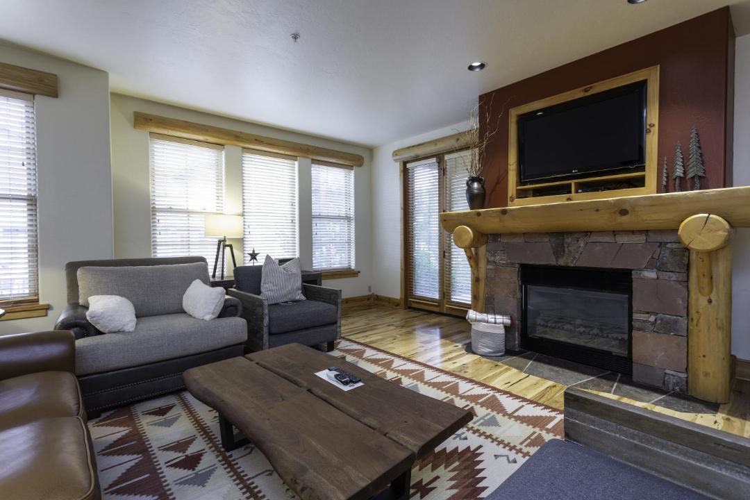 Photo of Livingroom in Deer Valley