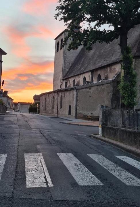 Photo of Buildings in Chateldon
