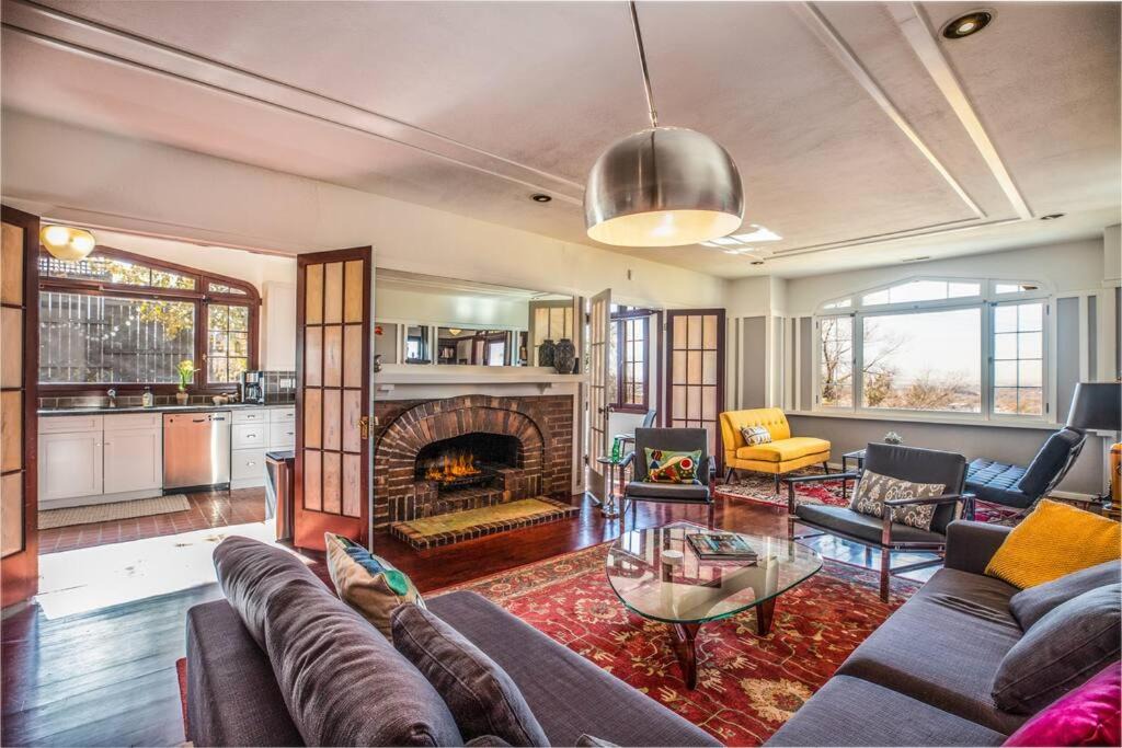 Photo of Livingroom in Downtown Salt Lake City