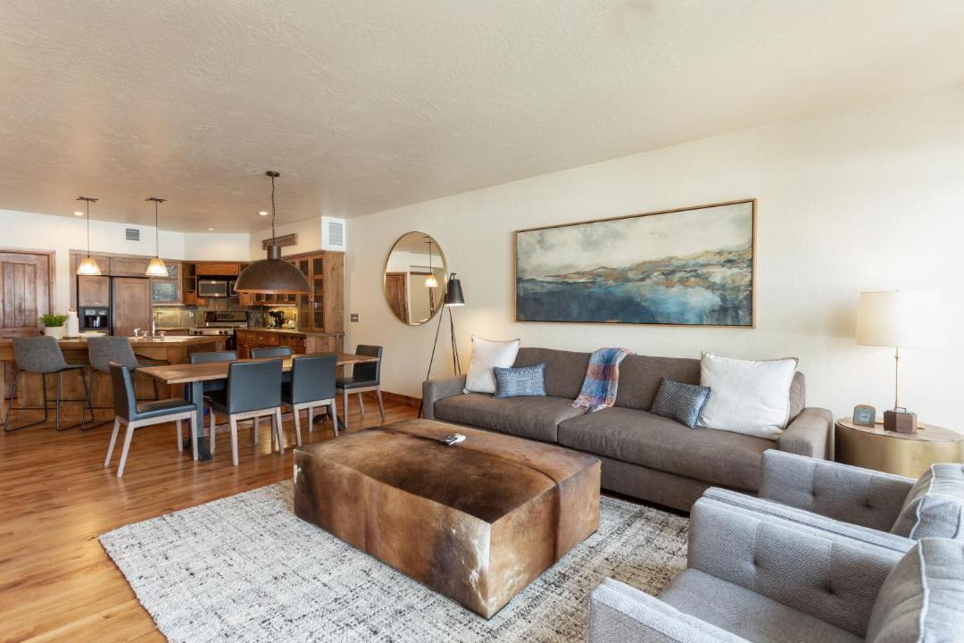 Photo of Livingroom in Deer Valley