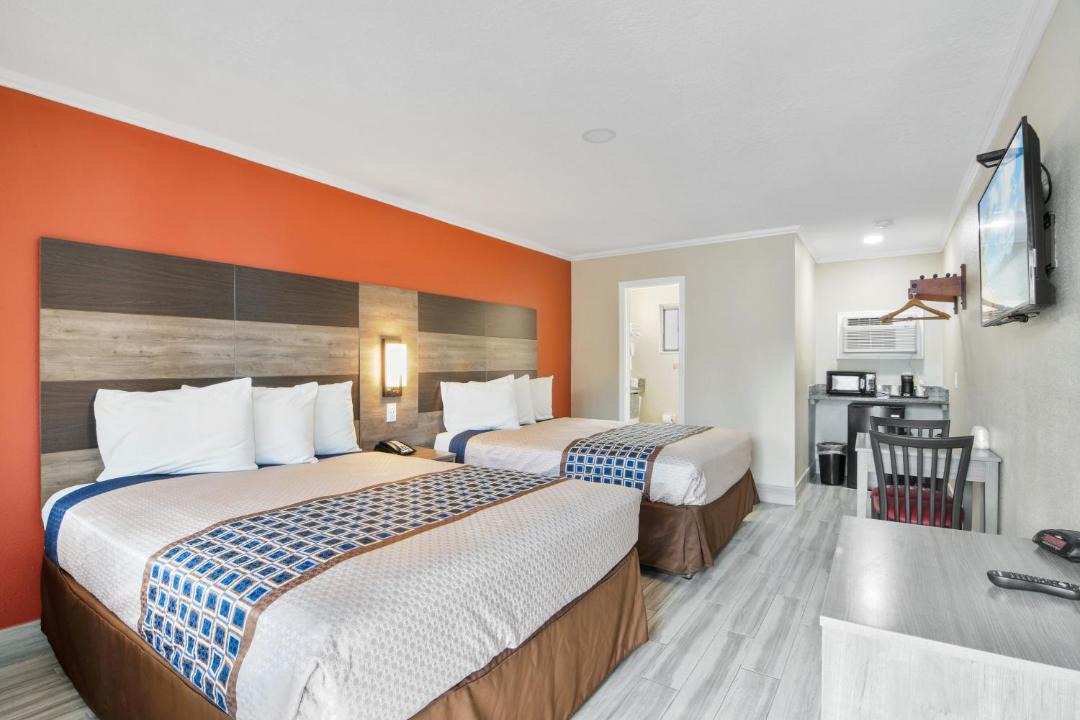 Photo of Bedroom in Orlando Beach