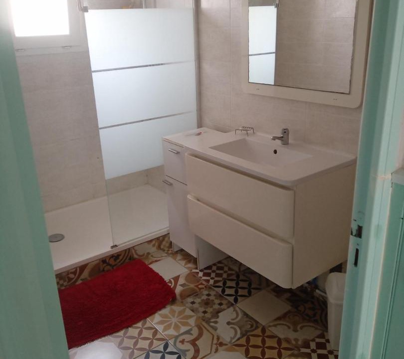 Photo of Bathroom in Frontignan