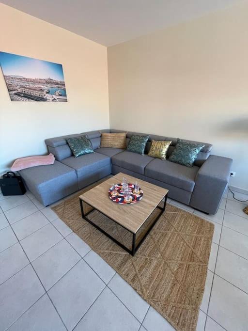 Photo of Livingroom in 16th Arrondissement