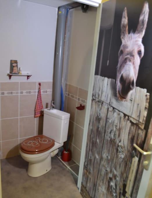 Photo of Bathroom in Scorbe-Clairvaux