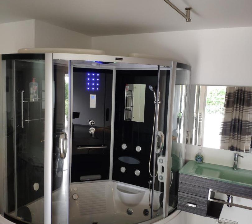 Photo of Bathroom in Agen