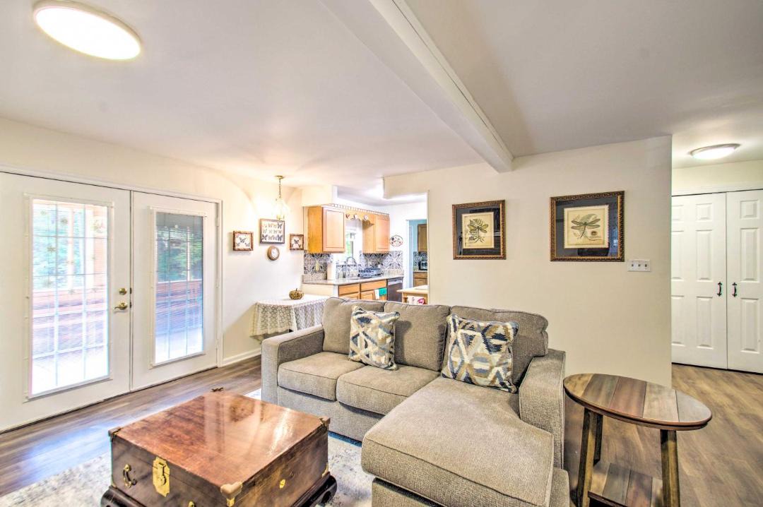 Photo of Livingroom in Broadway