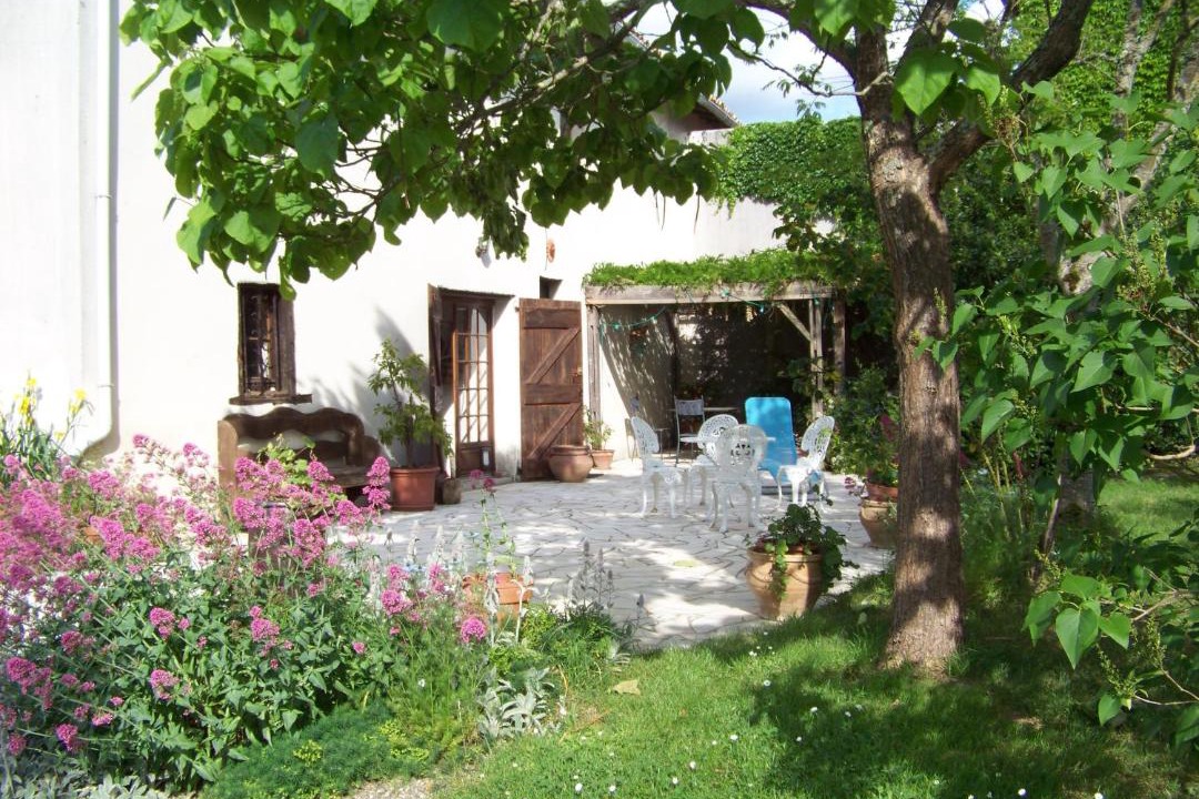 Photo of Buildings in Le Burgaud