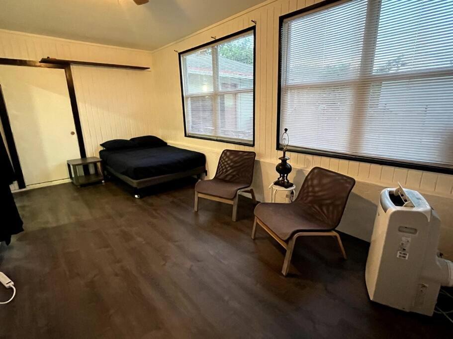 Photo of Livingroom in Lake Worth Corridor