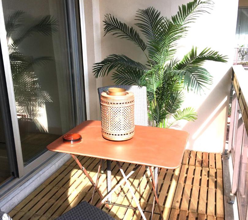 Photo of Livingroom in Jules Ferry - Recamier