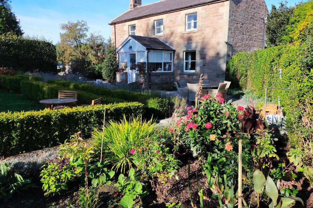 Photo of Others in Belford