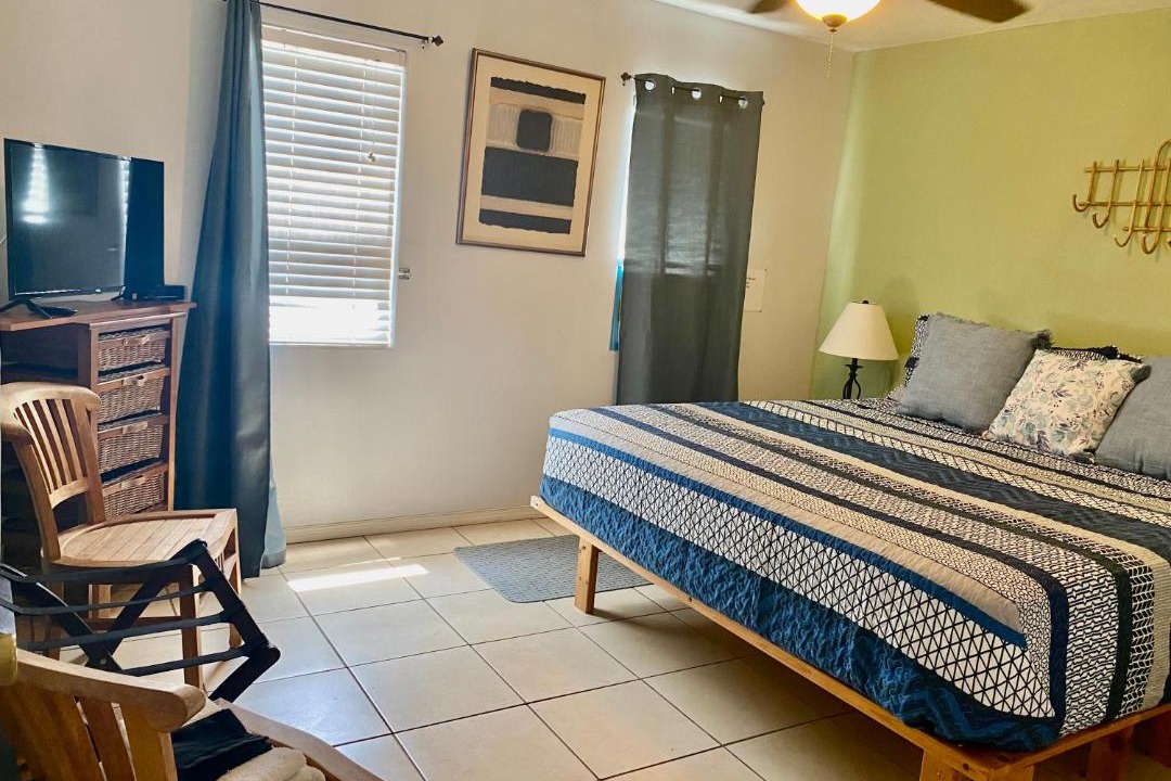 Photo of Others in Kahaluu Bay