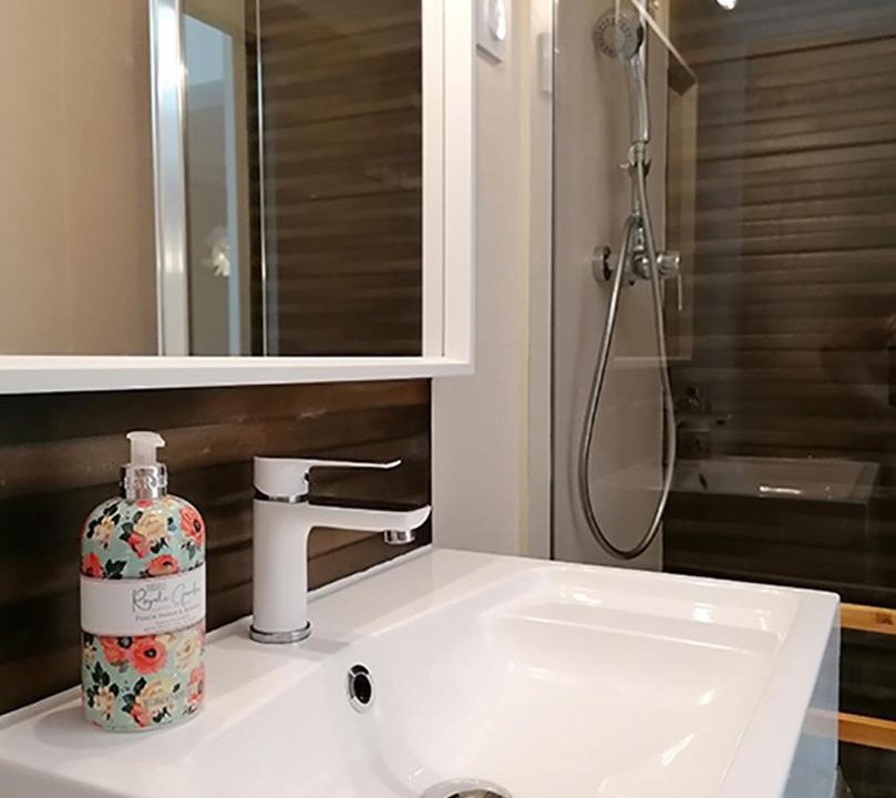 Photo of Bathroom in Rouvenac