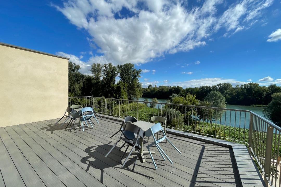 Photo of Others in Baix