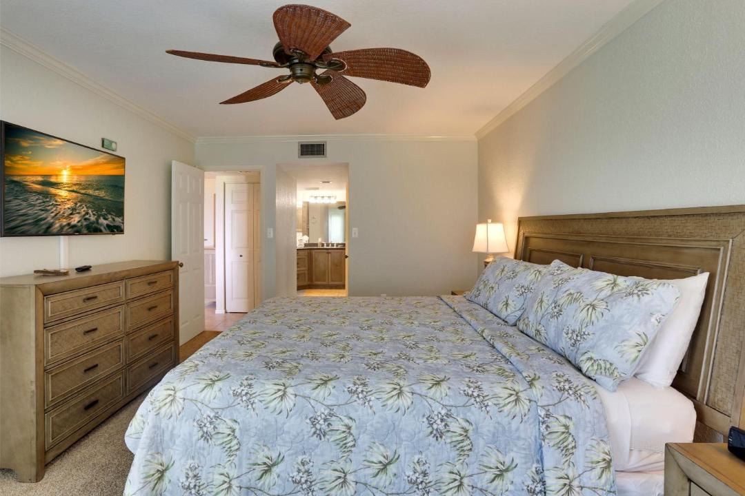 Photo of Bedroom in Sunset Beach