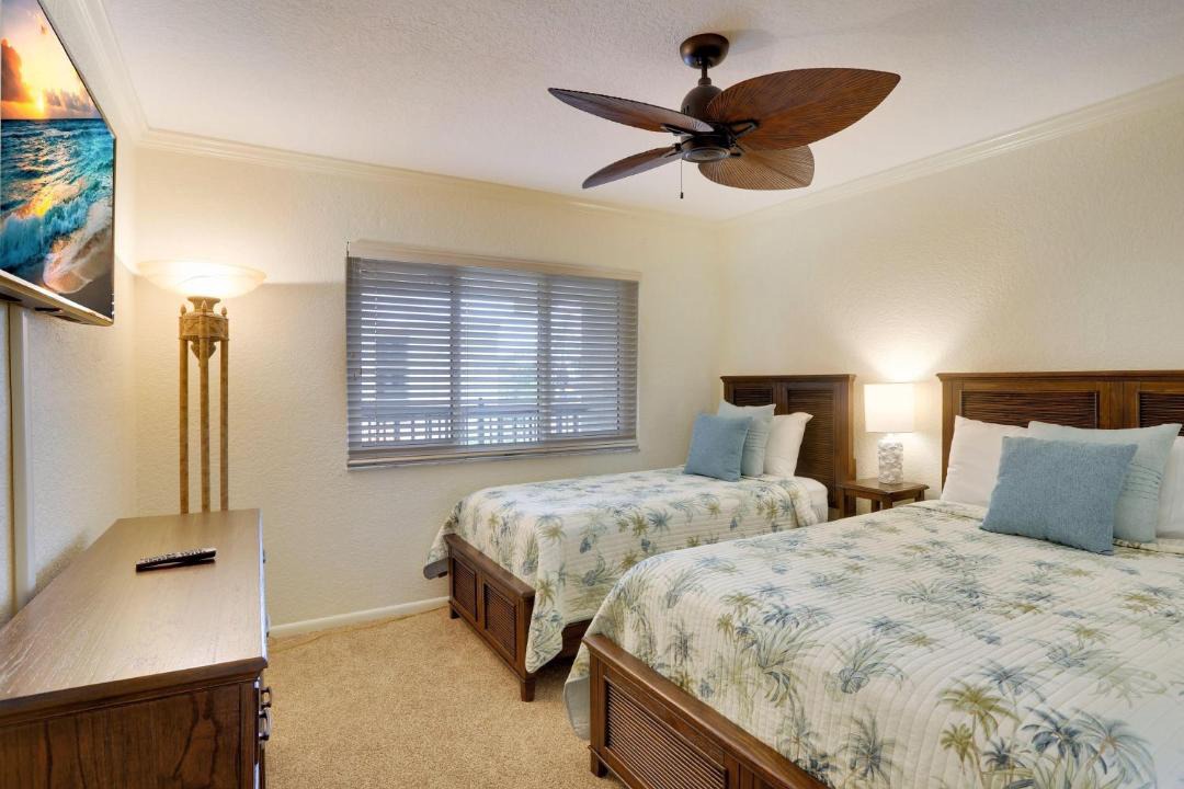 Photo of Bedroom in Sunset Beach