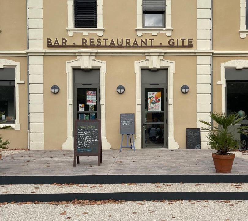 Photo of Others in Baix