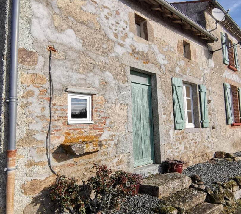 Photo of Buildings in Oradour-Saint-Genest