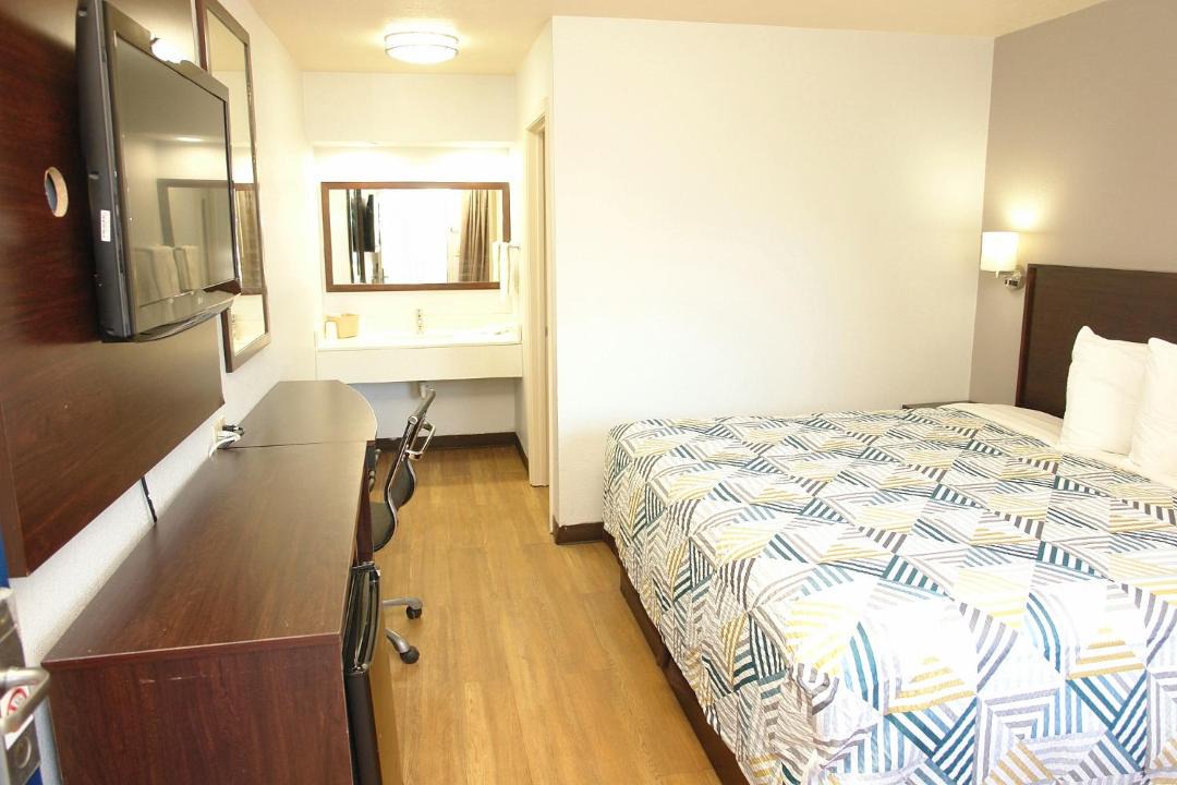 Photo of Bedroom in Hattiesburg