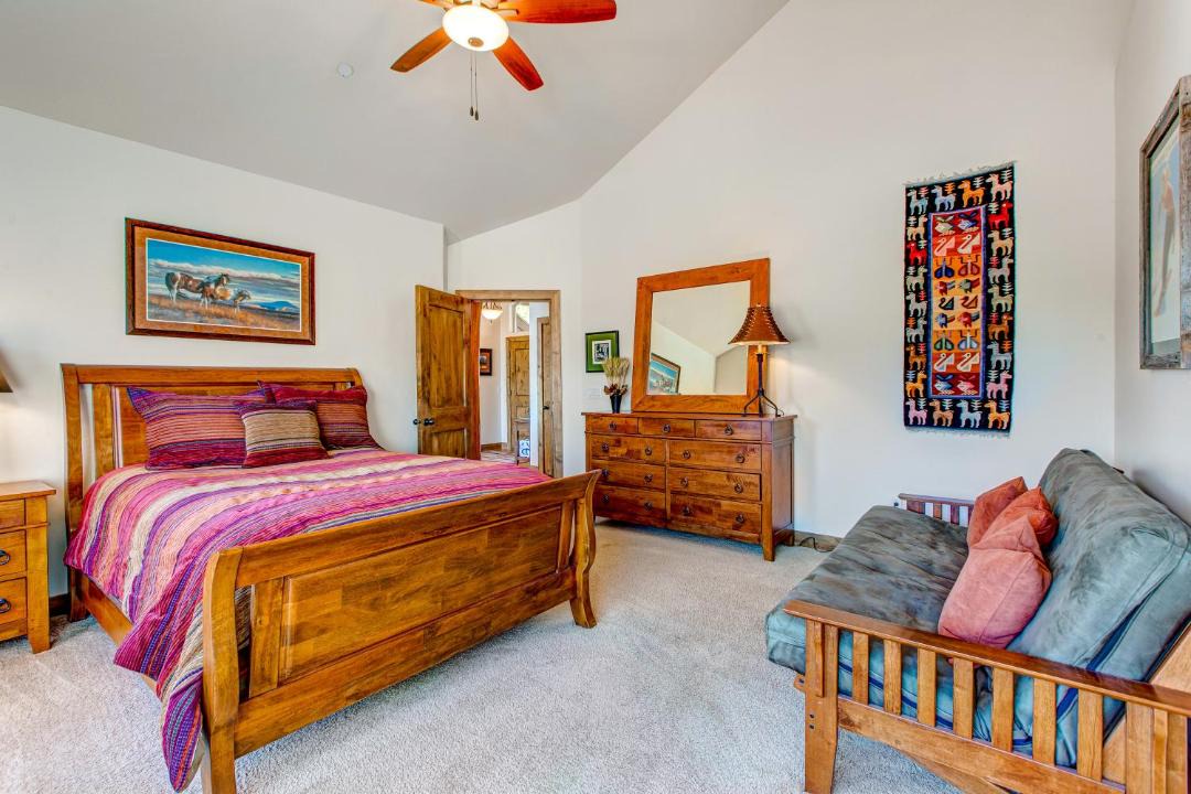 Photo of Bedroom in Pinebrook