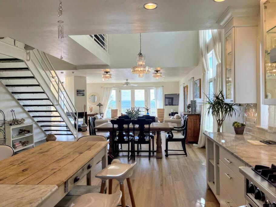 Photo of Livingroom in Swampscott