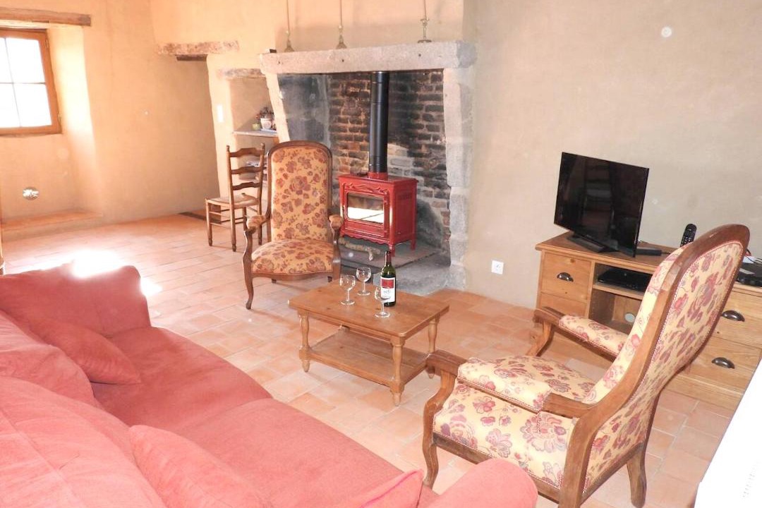 Photo of Livingroom in Nueil-les-Aubiers