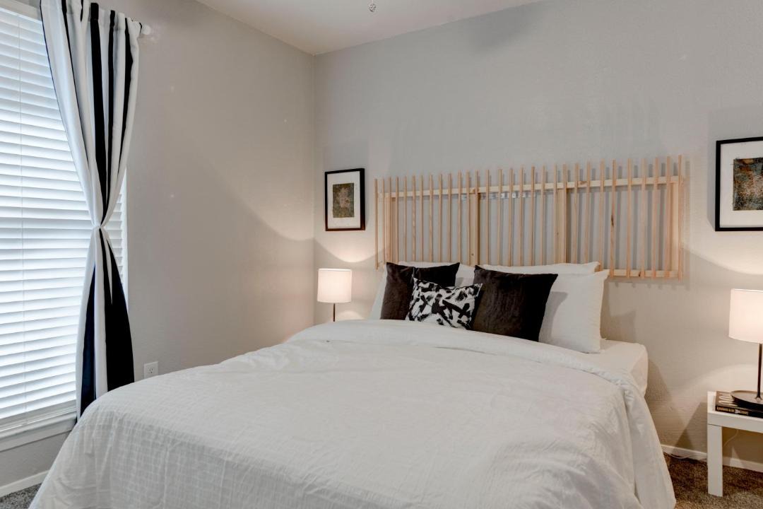 Photo of Bedroom in McNeil
