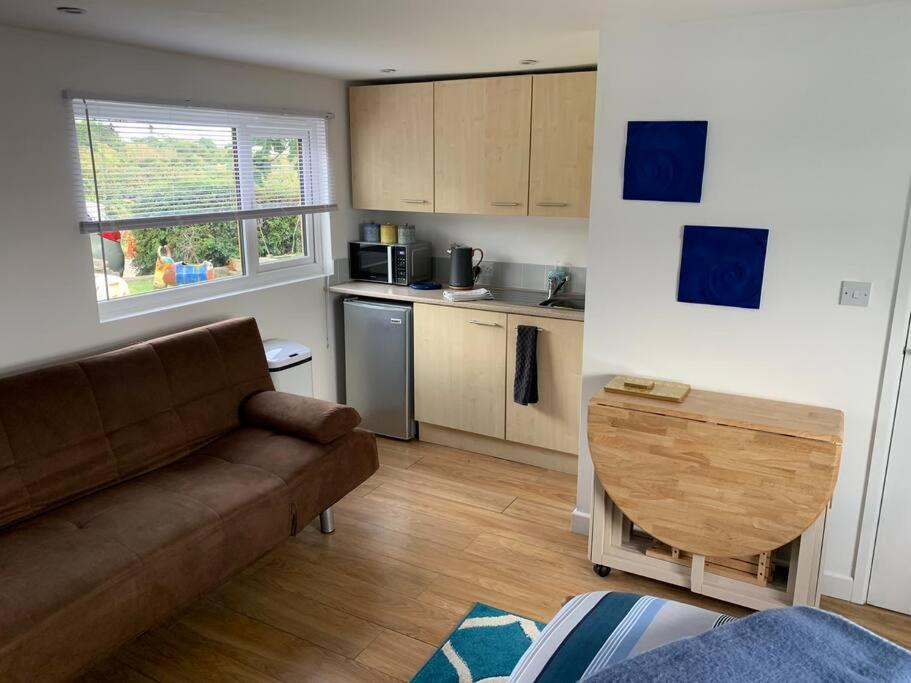 Photo of Others in Pilning