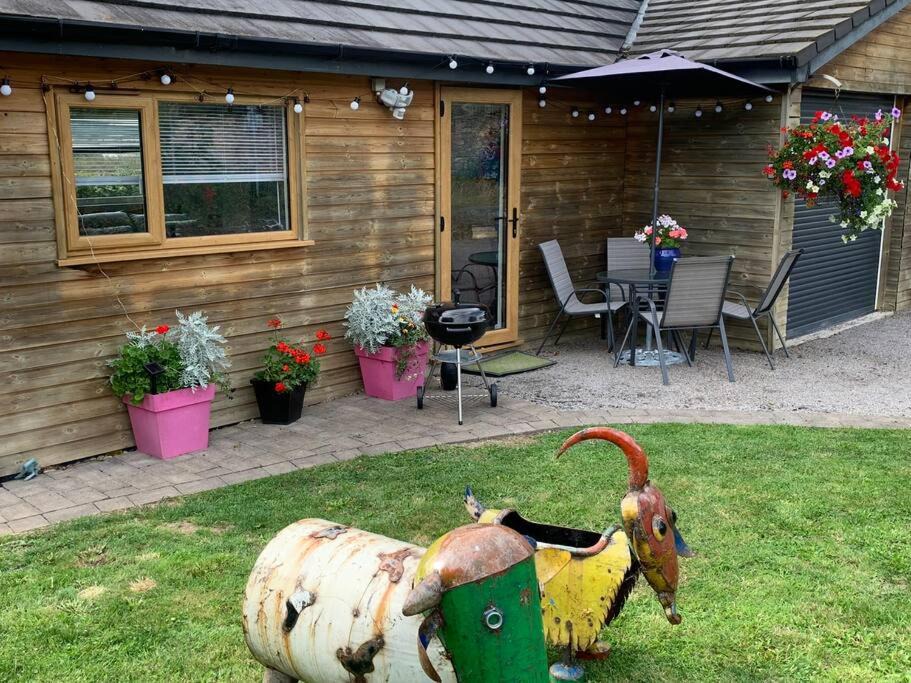 Photo of Others in Pilning