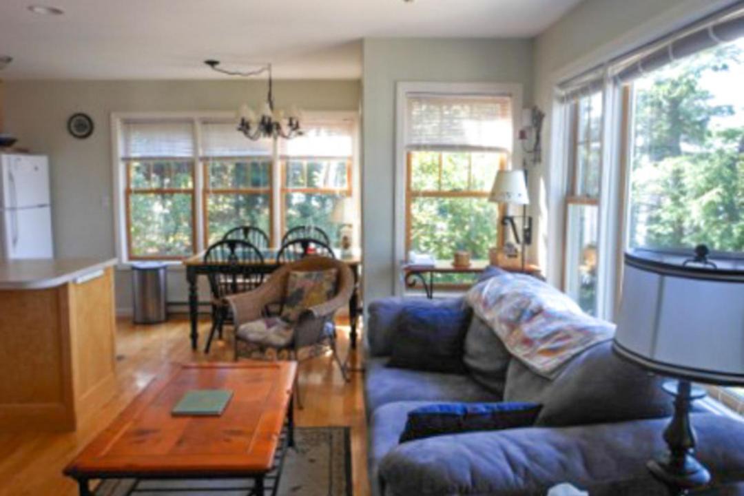 Photo of Livingroom in Meredith