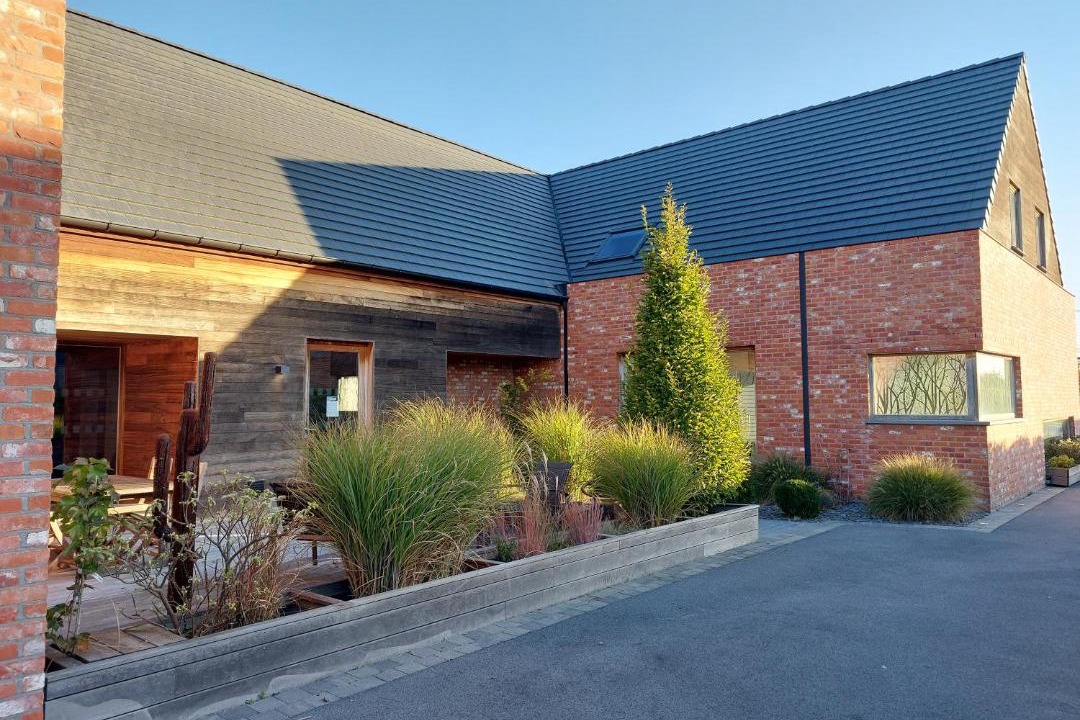 Photo of Others in Sameon