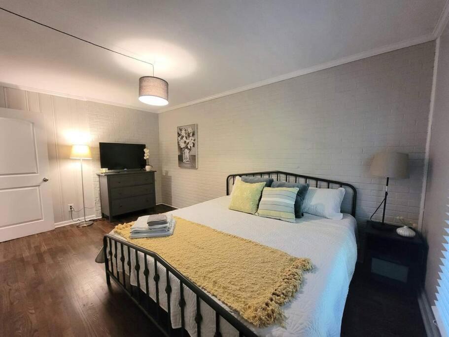 Photo of Bedroom in Smyrna