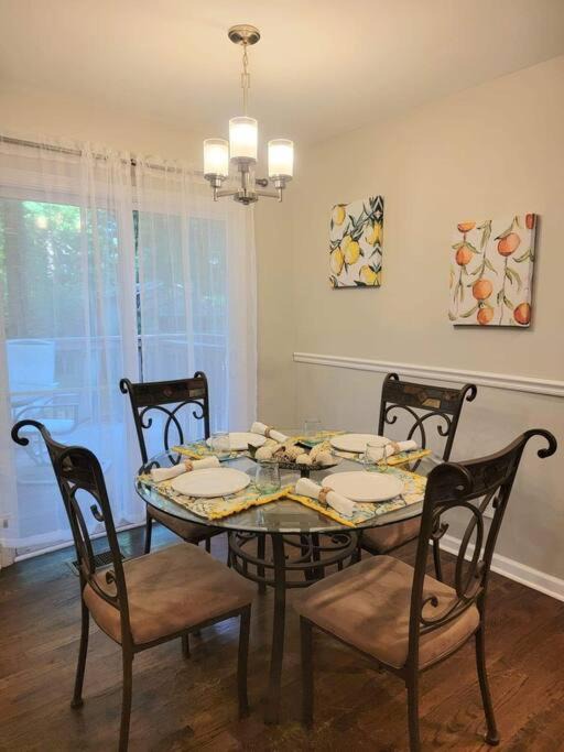 Photo of Livingroom in Smyrna