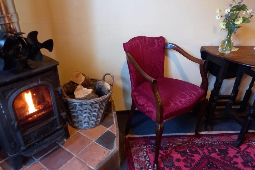 Photo of Livingroom in Ewhurst Green