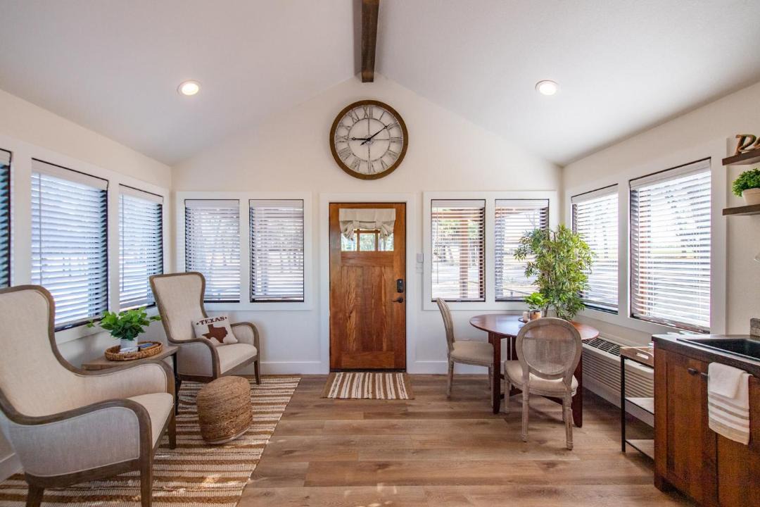Photo of Livingroom in Elm Mott