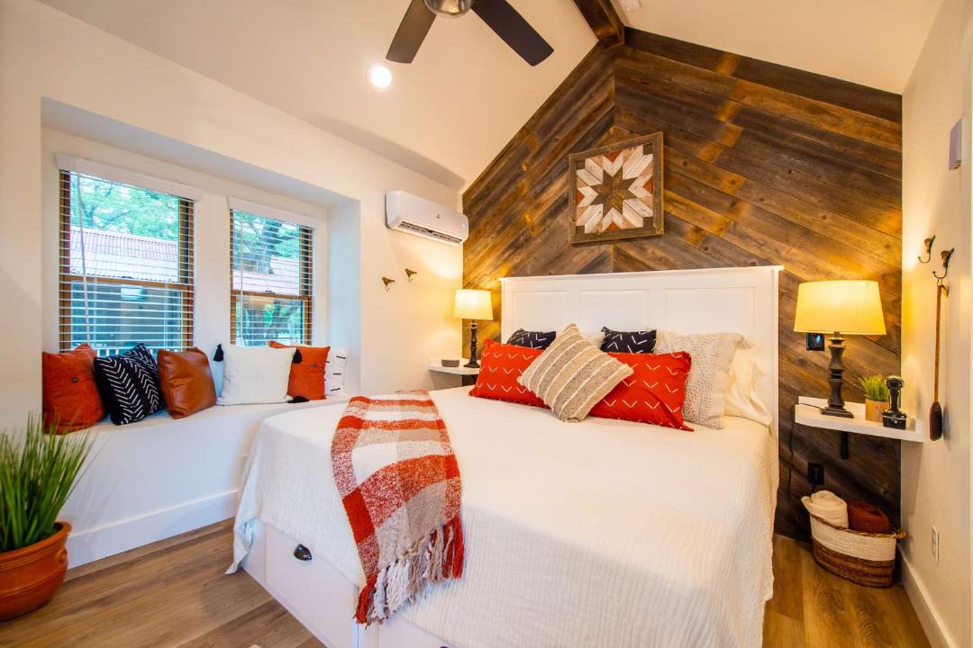 Photo of Bedroom in Elm Mott