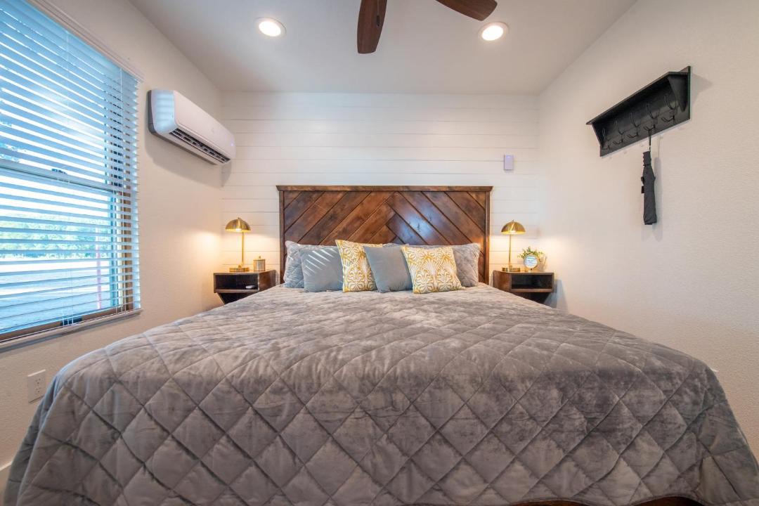 Photo of Bedroom in Elm Mott
