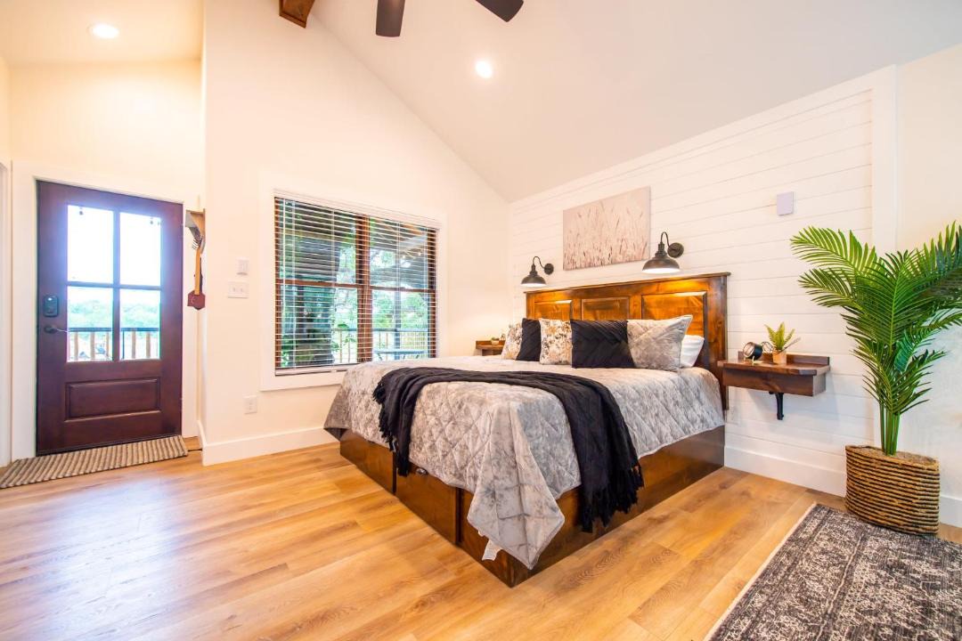 Photo of Bedroom in Elm Mott
