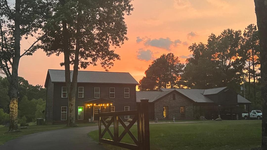 Photo of Buildings in Lakes of Forest Hill