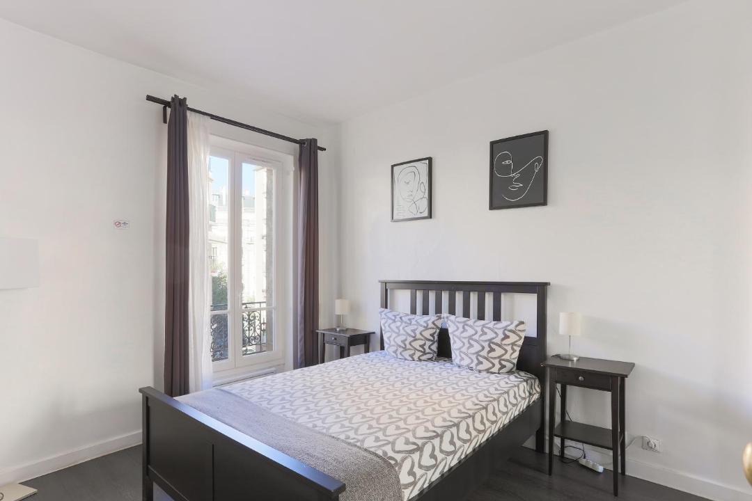 Photo of Bedroom in Grenelle
